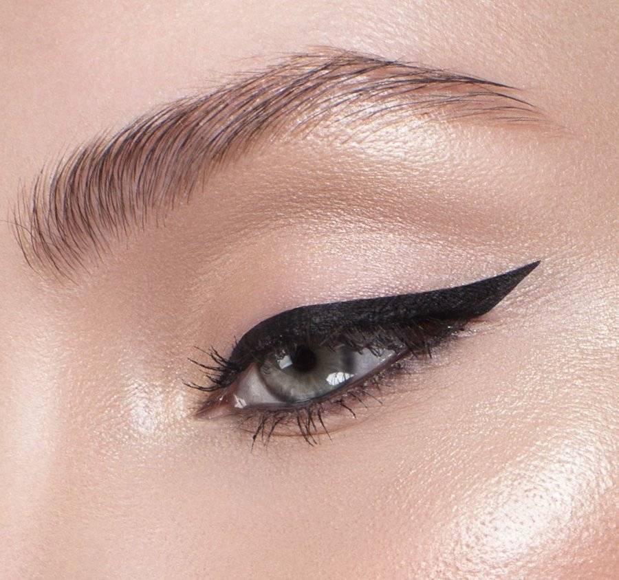 Красивые стрелки. Elian Russia подводка-маркер для глаз Wing artist Waterproof Eyeliner. Инглот подводка стрелки. Длинные стрелки.